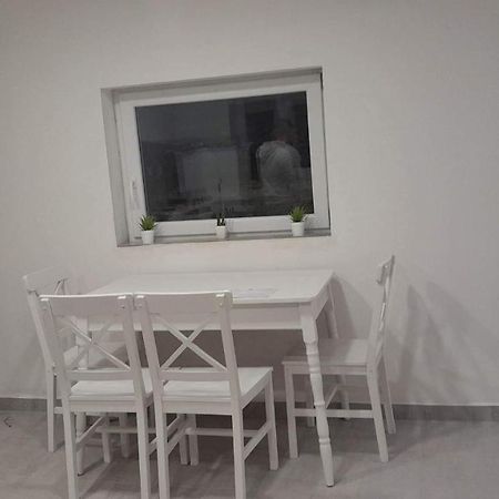 ケストヘイHorvath Apartmanアパートメント エクステリア 写真