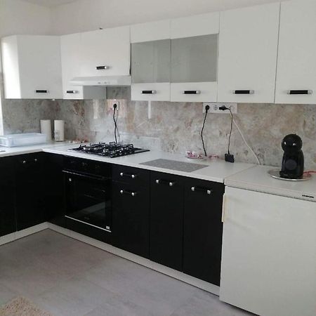 ケストヘイHorvath Apartmanアパートメント エクステリア 写真
