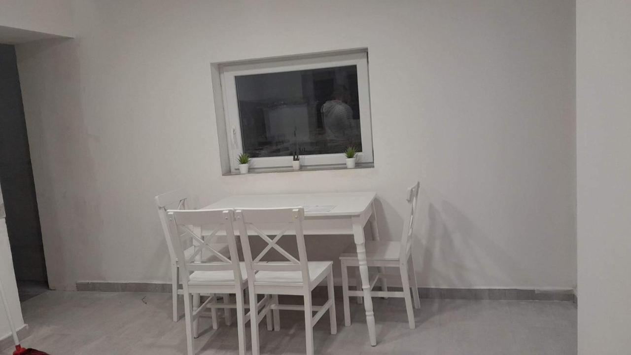 ケストヘイHorvath Apartmanアパートメント エクステリア 写真