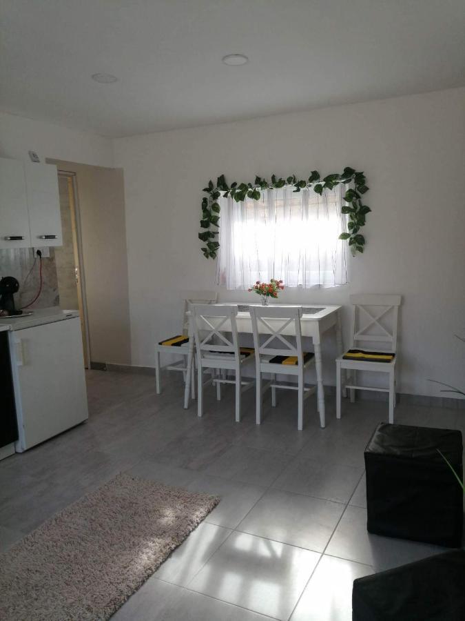 ケストヘイHorvath Apartmanアパートメント エクステリア 写真