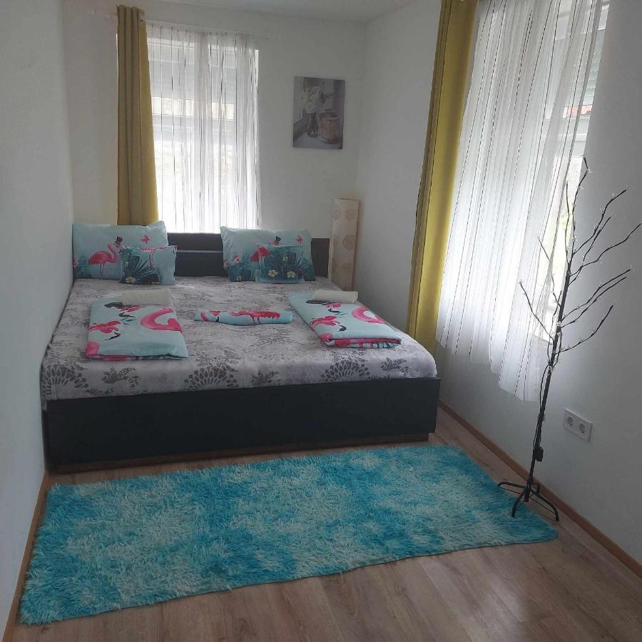 ケストヘイHorvath Apartmanアパートメント エクステリア 写真
